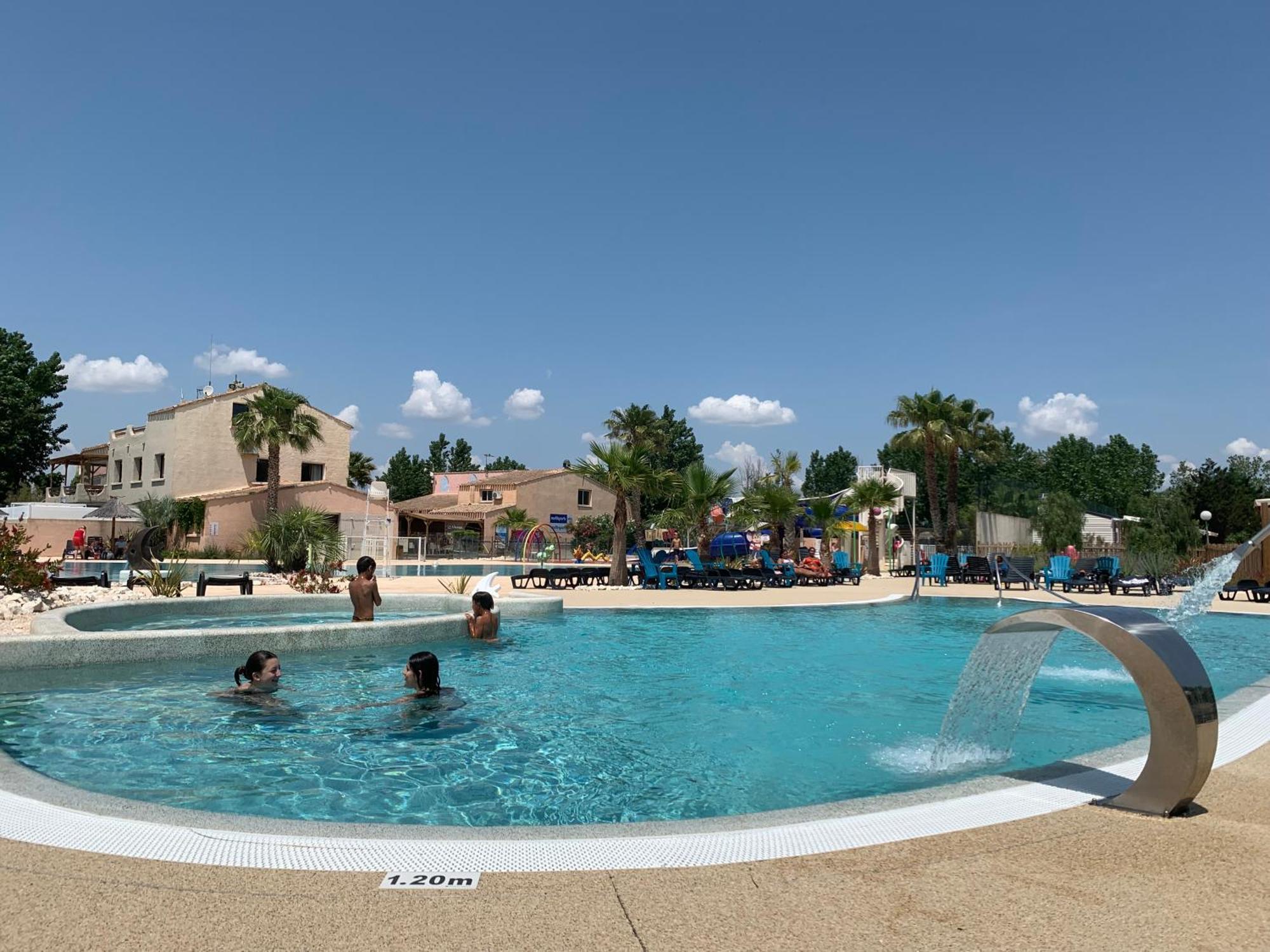 Hotel Les Sables Du Midi à Valras-Plage Extérieur photo